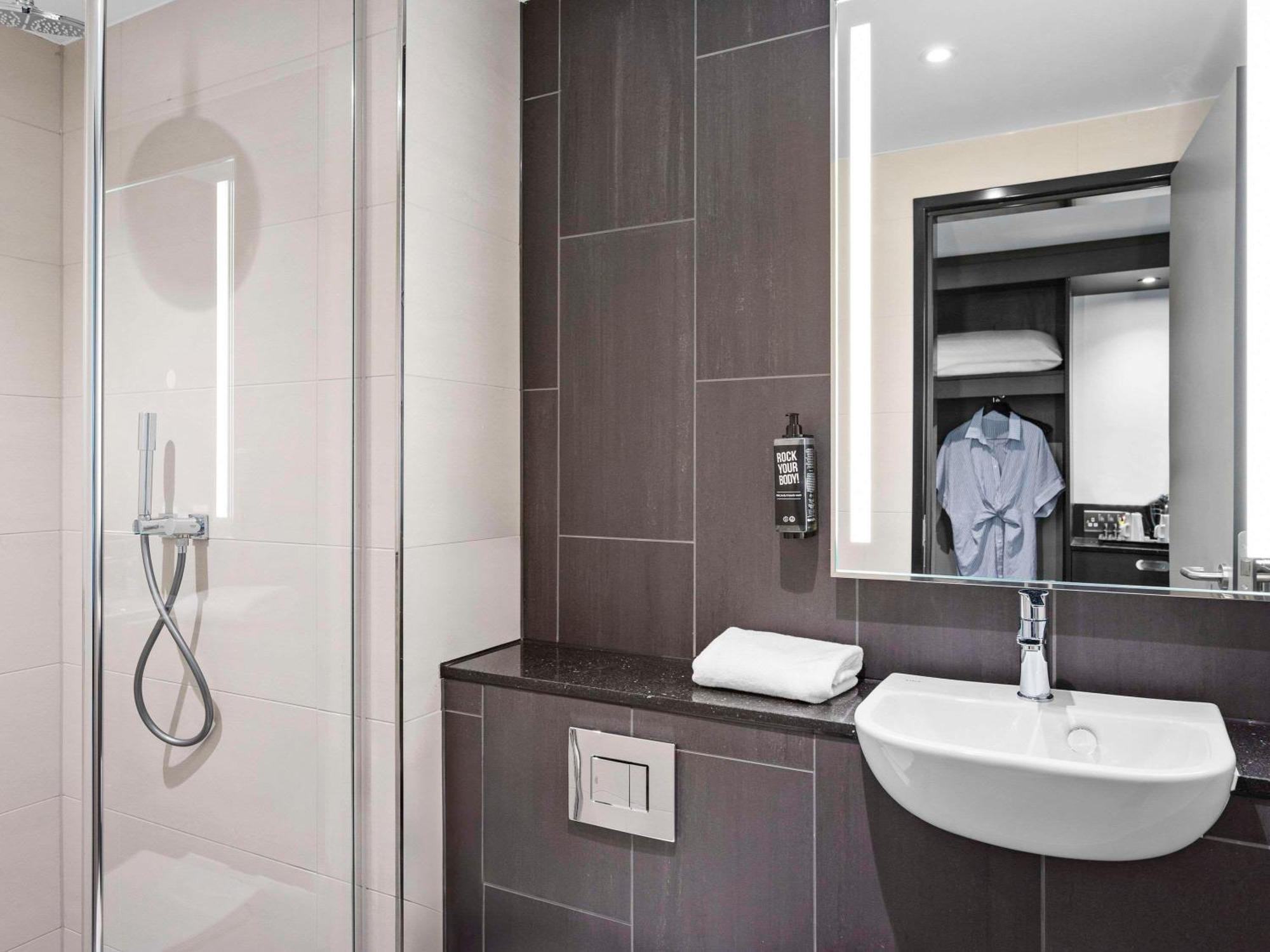 Ibis Styles Paignton Hotel ภายนอก รูปภาพ